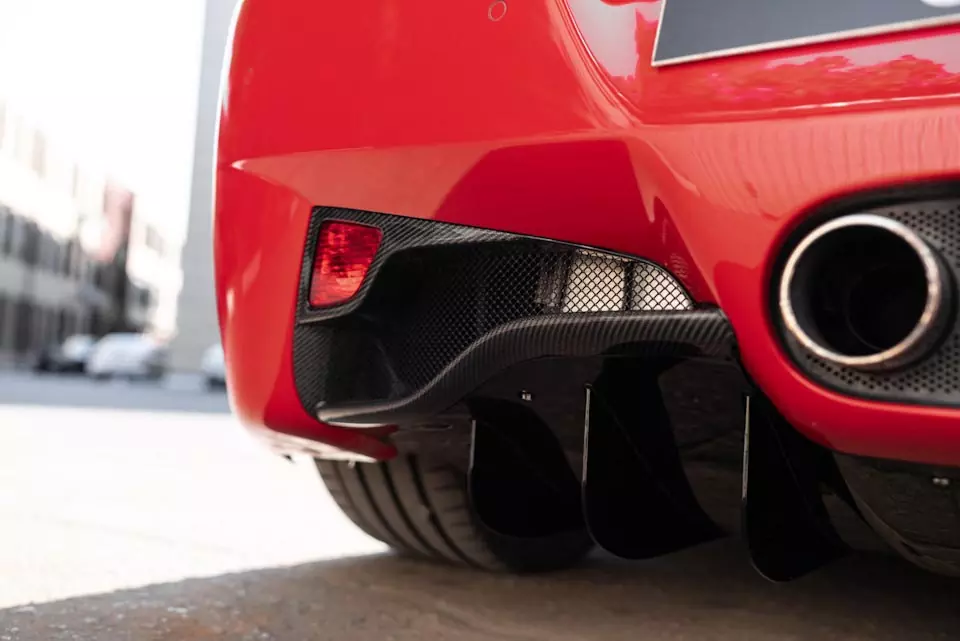 Ferrari 458 Italia. Изготовили карбон и переделали задние фонари в стиле Ferrari 488